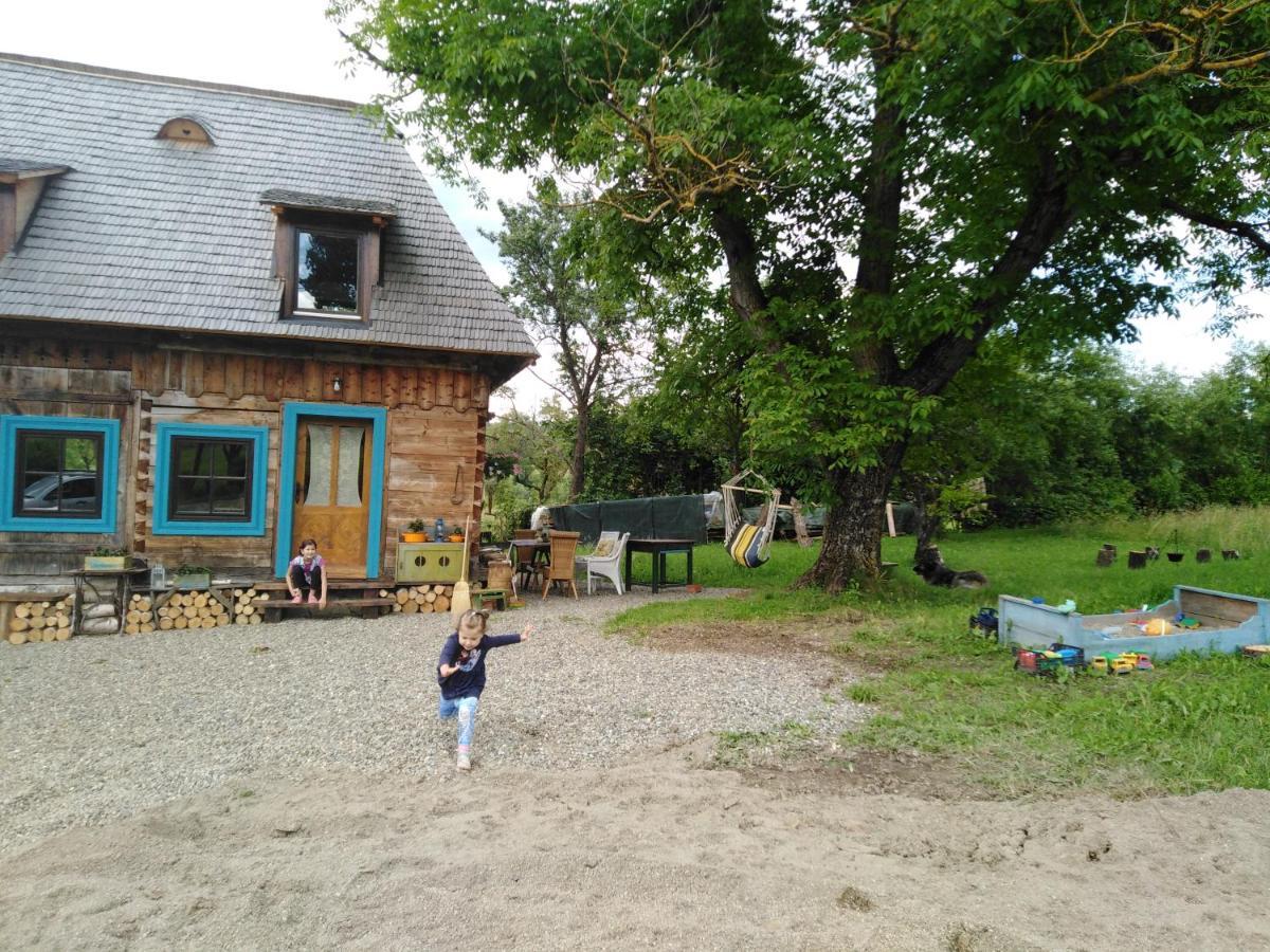 Big Family Apartment In Breb'S Cosy Barn מראה חיצוני תמונה